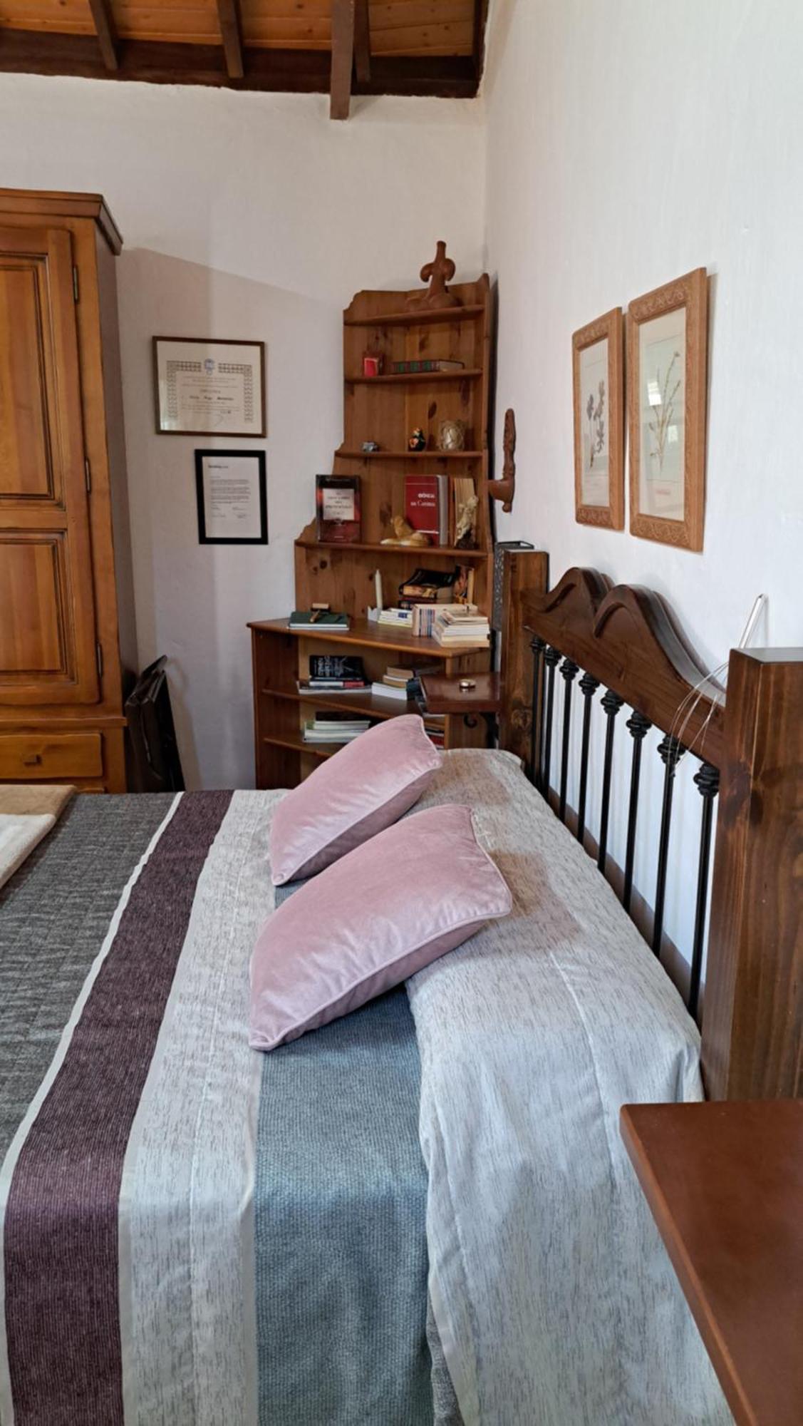 Casa Santana Segura Guest House Техеда Екстериор снимка
