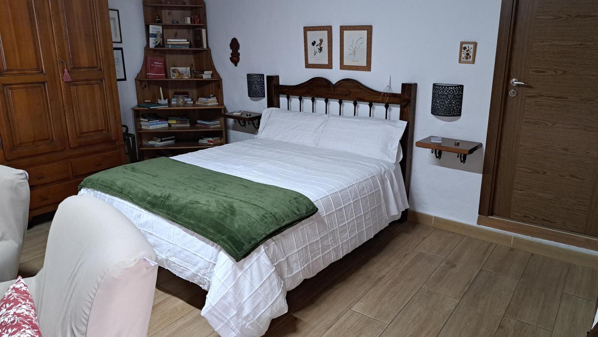 Casa Santana Segura Guest House Техеда Стая снимка