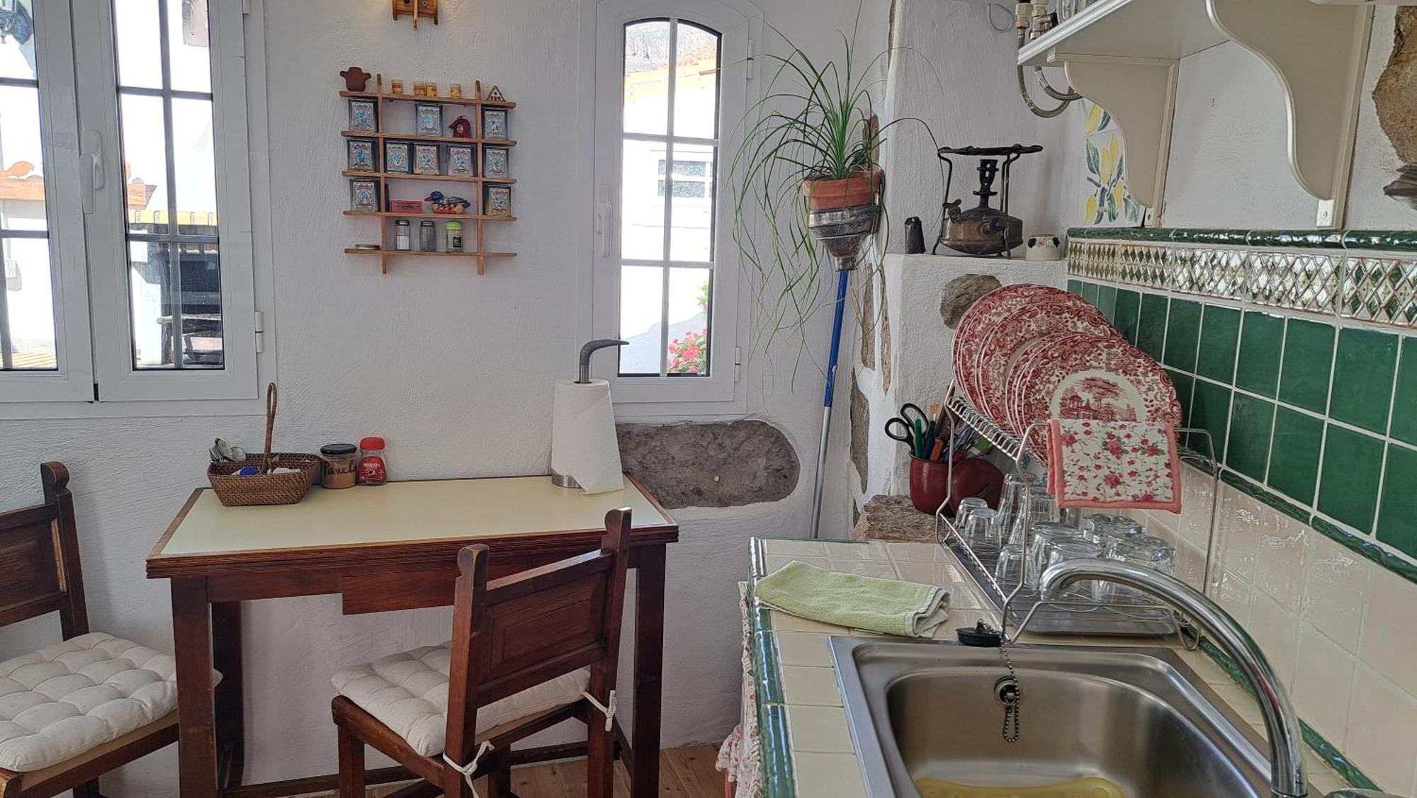 Casa Santana Segura Guest House Техеда Стая снимка