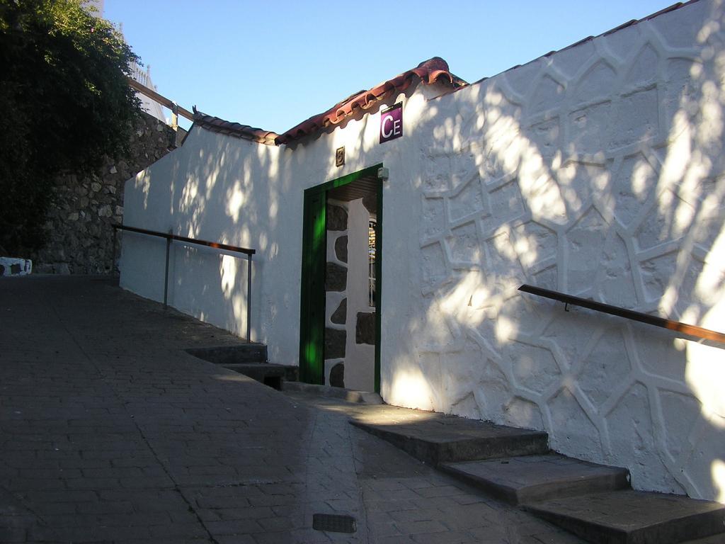 Casa Santana Segura Guest House Техеда Стая снимка